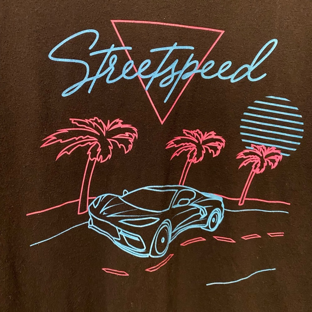 Graphic tee